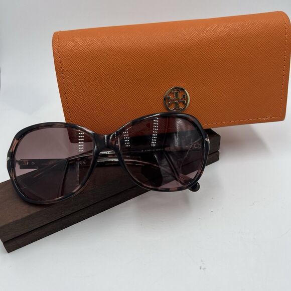 Tory Burch Sunglasses Tortoise Shell Frame Exaggerated Cat Eye Rose Brown Lens